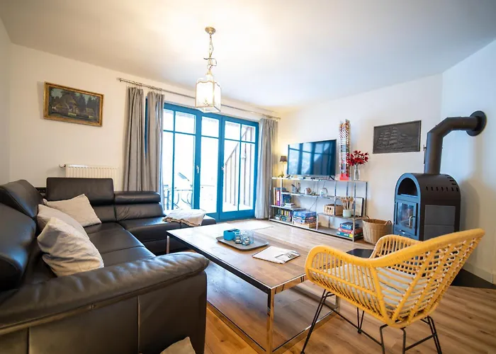 Reetdachhaus Holunder 2 *