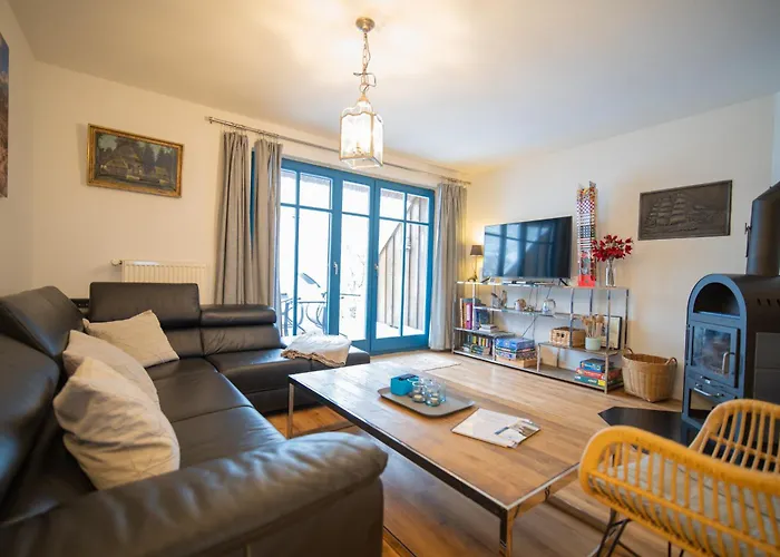 Reetdachhaus Holunder 2